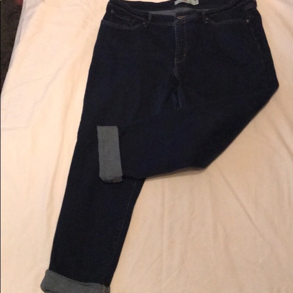 Levi Dark wash Jeans size 20W -Skinny leg